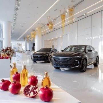 AITO問(wèn)界直播間：人氣爆棚的汽車(chē)展廳與優(yōu)質(zhì)服務(wù)體驗(yàn)