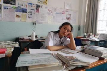 石家莊班主任神預測語文考題，考生激動不已慶賀老師智慧與奉獻