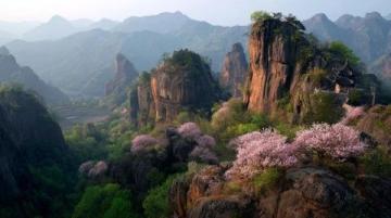 揭陽一日游可以選擇古城文化游或自然景觀游，以下是兩條路線的具體攻略