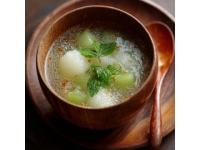 金華火腿燉冬瓜：清鮮與醇厚的味覺交響曲