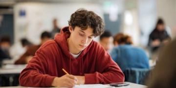 高考后直通英國名校攻略：助力你彎道超車