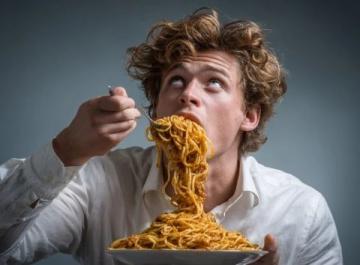 網(wǎng)紅美食打卡：你愿意為此專程排隊嗎？