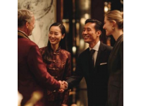 作為最早進入中國大陸市場的外國酒店集團，洲際在命名和布局等諸多方面都是高瞻遠矚、