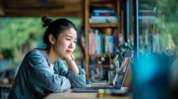 高考成績優(yōu)異不只是勤奮：觀看紀錄片助你高效學習