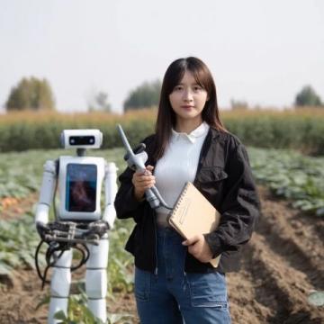 在勞動實踐中觸摸農(nóng)耕體驗，潤元實驗學(xué)校上演別樣豐收節(jié)