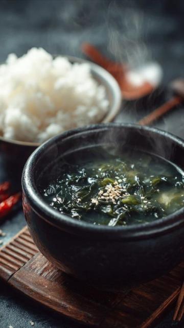 冬季養生：五款營養美味的女性熱粥食譜