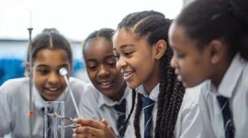 中學物理學霸攻略：備戰中高考的策略指南