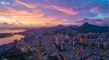 東莞銀瓶山日落美景令人驚嘆后悔沒早來爬山