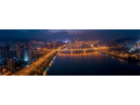 重慶夜景八種欣賞方式，魔幻光影下的不夜城