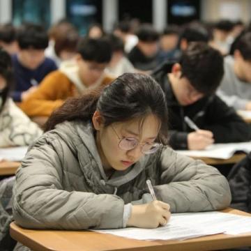 職高高考與普高高考的區別：選擇升學路徑的關鍵