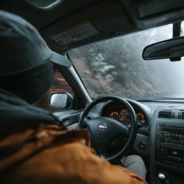 冬季安全駕駛須知(防凍保暖小常識)