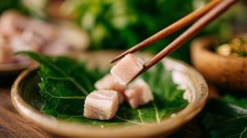 藤縣古龍扣肉粉：一勺湯汁里的家鄉記憶