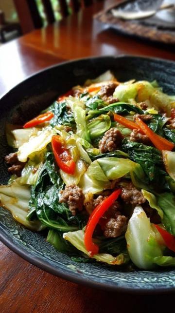 家常剁椒鮮肉炒出的麻辣鮮香，讓你過足辣癮的美味體驗！