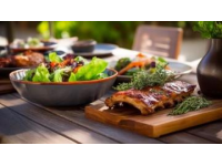 六月晚風清爽晚餐：夏日養生佳肴推薦