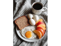 簡單美味的早餐菜譜推薦：三明治、雞蛋餅等