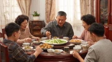 近日，在浙江寧波，一女士跟隨新認識的男友去參加家宴,女子第一次來到寧波